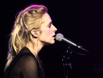 Agnes Obel